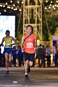 BIB: 460
                            <button type="button" onclick="openModal(14677915)" class="btn btn-primary btn-sm float-right btn-popup" data-toggle="modal" data-target=".modal-high-quality">
                        <i class="fas fa-shopping-cart"></i> Add to Cart
                    </button>
                                            <button type="button" onclick="isThisMe(14677915, true)" class="btn btn-success btn-sm float-right btn-popup btn-isme hidden" data-toggle="tooltip" data-placement="bottom" title="นี่คือรูปของคุณใช่ไหม คลิกที่นี่เพื่อเอาเข้าอัลบั้ม">
                        <i class="fas fa-plus"></i> Add to album
                    </button>
                    <button type="button" onclick="isThisMe(14677915, false)" class="btn btn-warning btn-sm float-right btn-popup btn-isnotme hidden">
                        <i class="fas fa-ban"></i> Remove from album
                    </button>