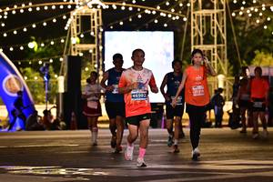 BIB: 46982, 25514
                            <button type="button" onclick="openModal(14986813)" class="btn btn-primary btn-sm float-right btn-popup" data-toggle="modal" data-target=".modal-high-quality">
                        <i class="fas fa-shopping-cart"></i> Add to Cart
                    </button>
                                            <button type="button" onclick="isThisMe(14986813, true)" class="btn btn-success btn-sm float-right btn-popup btn-isme hidden" data-toggle="tooltip" data-placement="bottom" title="นี่คือรูปของคุณใช่ไหม คลิกที่นี่เพื่อเอาเข้าอัลบั้ม">
                        <i class="fas fa-plus"></i> Add to album
                    </button>
                    <button type="button" onclick="isThisMe(14986813, false)" class="btn btn-warning btn-sm float-right btn-popup btn-isnotme hidden">
                        <i class="fas fa-ban"></i> Remove from album
                    </button>