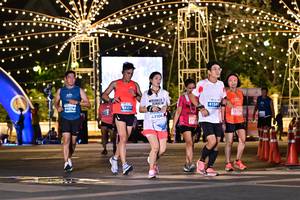 BIB: 6071, 4156, 2273, 43106
                            <button type="button" onclick="openModal(14993430)" class="btn btn-primary btn-sm float-right btn-popup" data-toggle="modal" data-target=".modal-high-quality">
                        <i class="fas fa-shopping-cart"></i> Add to Cart
                    </button>
                                            <button type="button" onclick="isThisMe(14993430, true)" class="btn btn-success btn-sm float-right btn-popup btn-isme hidden" data-toggle="tooltip" data-placement="bottom" title="นี่คือรูปของคุณใช่ไหม คลิกที่นี่เพื่อเอาเข้าอัลบั้ม">
                        <i class="fas fa-plus"></i> Add to album
                    </button>
                    <button type="button" onclick="isThisMe(14993430, false)" class="btn btn-warning btn-sm float-right btn-popup btn-isnotme hidden">
                        <i class="fas fa-ban"></i> Remove from album
                    </button>