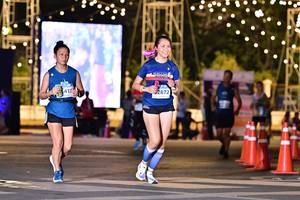 BIB: 410, 2872
                            <button type="button" onclick="openModal(14997589)" class="btn btn-primary btn-sm float-right btn-popup" data-toggle="modal" data-target=".modal-high-quality">
                        <i class="fas fa-shopping-cart"></i> Add to Cart
                    </button>
                                            <button type="button" onclick="isThisMe(14997589, true)" class="btn btn-success btn-sm float-right btn-popup btn-isme hidden" data-toggle="tooltip" data-placement="bottom" title="นี่คือรูปของคุณใช่ไหม คลิกที่นี่เพื่อเอาเข้าอัลบั้ม">
                        <i class="fas fa-plus"></i> Add to album
                    </button>
                    <button type="button" onclick="isThisMe(14997589, false)" class="btn btn-warning btn-sm float-right btn-popup btn-isnotme hidden">
                        <i class="fas fa-ban"></i> Remove from album
                    </button>