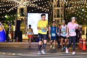 BIB: 40074, 48035, 745021
                            <button type="button" onclick="openModal(15005486)" class="btn btn-primary btn-sm float-right btn-popup" data-toggle="modal" data-target=".modal-high-quality">
                        <i class="fas fa-shopping-cart"></i> Add to Cart
                    </button>
                                            <button type="button" onclick="isThisMe(15005486, true)" class="btn btn-success btn-sm float-right btn-popup btn-isme hidden" data-toggle="tooltip" data-placement="bottom" title="นี่คือรูปของคุณใช่ไหม คลิกที่นี่เพื่อเอาเข้าอัลบั้ม">
                        <i class="fas fa-plus"></i> Add to album
                    </button>
                    <button type="button" onclick="isThisMe(15005486, false)" class="btn btn-warning btn-sm float-right btn-popup btn-isnotme hidden">
                        <i class="fas fa-ban"></i> Remove from album
                    </button>