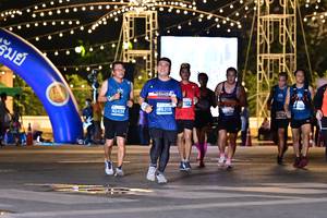 BIB: 1073, 46213, 42436
                            <button type="button" onclick="openModal(14993891)" class="btn btn-primary btn-sm float-right btn-popup" data-toggle="modal" data-target=".modal-high-quality">
                        <i class="fas fa-shopping-cart"></i> Add to Cart
                    </button>
                                            <button type="button" onclick="isThisMe(14993891, true)" class="btn btn-success btn-sm float-right btn-popup btn-isme hidden" data-toggle="tooltip" data-placement="bottom" title="นี่คือรูปของคุณใช่ไหม คลิกที่นี่เพื่อเอาเข้าอัลบั้ม">
                        <i class="fas fa-plus"></i> Add to album
                    </button>
                    <button type="button" onclick="isThisMe(14993891, false)" class="btn btn-warning btn-sm float-right btn-popup btn-isnotme hidden">
                        <i class="fas fa-ban"></i> Remove from album
                    </button>
