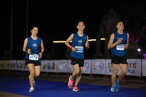 BIB: 48100, 1640, 42718, 000
                            <button type="button" onclick="openModal(14790197)" class="btn btn-primary btn-sm float-right btn-popup" data-toggle="modal" data-target=".modal-high-quality">
                        <i class="fas fa-shopping-cart"></i> Add to Cart
                    </button>
                                            <button type="button" onclick="isThisMe(14790197, true)" class="btn btn-success btn-sm float-right btn-popup btn-isme hidden" data-toggle="tooltip" data-placement="bottom" title="นี่คือรูปของคุณใช่ไหม คลิกที่นี่เพื่อเอาเข้าอัลบั้ม">
                        <i class="fas fa-plus"></i> Add to album
                    </button>
                    <button type="button" onclick="isThisMe(14790197, false)" class="btn btn-warning btn-sm float-right btn-popup btn-isnotme hidden">
                        <i class="fas fa-ban"></i> Remove from album
                    </button>