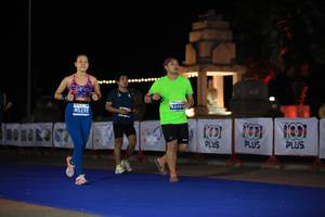 BIB: 42461, 40232, 100
                            <button type="button" onclick="openModal(15062265)" class="btn btn-primary btn-sm float-right btn-popup" data-toggle="modal" data-target=".modal-high-quality">
                        <i class="fas fa-shopping-cart"></i> Add to Cart
                    </button>
                                            <button type="button" onclick="isThisMe(15062265, true)" class="btn btn-success btn-sm float-right btn-popup btn-isme hidden" data-toggle="tooltip" data-placement="bottom" title="นี่คือรูปของคุณใช่ไหม คลิกที่นี่เพื่อเอาเข้าอัลบั้ม">
                        <i class="fas fa-plus"></i> Add to album
                    </button>
                    <button type="button" onclick="isThisMe(15062265, false)" class="btn btn-warning btn-sm float-right btn-popup btn-isnotme hidden">
                        <i class="fas fa-ban"></i> Remove from album
                    </button>