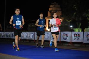 BIB: 04134, 475, 100
                            <button type="button" onclick="openModal(15059297)" class="btn btn-primary btn-sm float-right btn-popup" data-toggle="modal" data-target=".modal-high-quality">
                        <i class="fas fa-shopping-cart"></i> Add to Cart
                    </button>
                                            <button type="button" onclick="isThisMe(15059297, true)" class="btn btn-success btn-sm float-right btn-popup btn-isme hidden" data-toggle="tooltip" data-placement="bottom" title="นี่คือรูปของคุณใช่ไหม คลิกที่นี่เพื่อเอาเข้าอัลบั้ม">
                        <i class="fas fa-plus"></i> Add to album
                    </button>
                    <button type="button" onclick="isThisMe(15059297, false)" class="btn btn-warning btn-sm float-right btn-popup btn-isnotme hidden">
                        <i class="fas fa-ban"></i> Remove from album
                    </button>