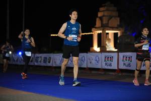 BIB: 074, 43056
                            <button type="button" onclick="openModal(15063904)" class="btn btn-primary btn-sm float-right btn-popup" data-toggle="modal" data-target=".modal-high-quality">
                        <i class="fas fa-shopping-cart"></i> Add to Cart
                    </button>
                                            <button type="button" onclick="isThisMe(15063904, true)" class="btn btn-success btn-sm float-right btn-popup btn-isme hidden" data-toggle="tooltip" data-placement="bottom" title="นี่คือรูปของคุณใช่ไหม คลิกที่นี่เพื่อเอาเข้าอัลบั้ม">
                        <i class="fas fa-plus"></i> Add to album
                    </button>
                    <button type="button" onclick="isThisMe(15063904, false)" class="btn btn-warning btn-sm float-right btn-popup btn-isnotme hidden">
                        <i class="fas fa-ban"></i> Remove from album
                    </button>