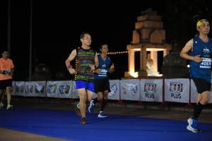 BIB: 40576, 31418, 101
                            <button type="button" onclick="openModal(15062091)" class="btn btn-primary btn-sm float-right btn-popup" data-toggle="modal" data-target=".modal-high-quality">
                        <i class="fas fa-shopping-cart"></i> Add to Cart
                    </button>
                                            <button type="button" onclick="isThisMe(15062091, true)" class="btn btn-success btn-sm float-right btn-popup btn-isme hidden" data-toggle="tooltip" data-placement="bottom" title="นี่คือรูปของคุณใช่ไหม คลิกที่นี่เพื่อเอาเข้าอัลบั้ม">
                        <i class="fas fa-plus"></i> Add to album
                    </button>
                    <button type="button" onclick="isThisMe(15062091, false)" class="btn btn-warning btn-sm float-right btn-popup btn-isnotme hidden">
                        <i class="fas fa-ban"></i> Remove from album
                    </button>