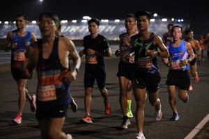 BIB: 387, 002, 26517, 2572, 836
                            <button type="button" onclick="openModal(15273352)" class="btn btn-primary btn-sm float-right btn-popup" data-toggle="modal" data-target=".modal-high-quality">
                        <i class="fas fa-shopping-cart"></i> Add to Cart
                    </button>
                                            <button type="button" onclick="isThisMe(15273352, true)" class="btn btn-success btn-sm float-right btn-popup btn-isme hidden" data-toggle="tooltip" data-placement="bottom" title="นี่คือรูปของคุณใช่ไหม คลิกที่นี่เพื่อเอาเข้าอัลบั้ม">
                        <i class="fas fa-plus"></i> Add to album
                    </button>
                    <button type="button" onclick="isThisMe(15273352, false)" class="btn btn-warning btn-sm float-right btn-popup btn-isnotme hidden">
                        <i class="fas fa-ban"></i> Remove from album
                    </button>