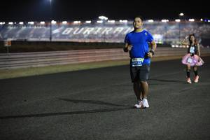 BIB: 47132
                            <button type="button" onclick="openModal(15271872)" class="btn btn-primary btn-sm float-right btn-popup" data-toggle="modal" data-target=".modal-high-quality">
                        <i class="fas fa-shopping-cart"></i> Add to Cart
                    </button>
                                            <button type="button" onclick="isThisMe(15271872, true)" class="btn btn-success btn-sm float-right btn-popup btn-isme hidden" data-toggle="tooltip" data-placement="bottom" title="นี่คือรูปของคุณใช่ไหม คลิกที่นี่เพื่อเอาเข้าอัลบั้ม">
                        <i class="fas fa-plus"></i> Add to album
                    </button>
                    <button type="button" onclick="isThisMe(15271872, false)" class="btn btn-warning btn-sm float-right btn-popup btn-isnotme hidden">
                        <i class="fas fa-ban"></i> Remove from album
                    </button>