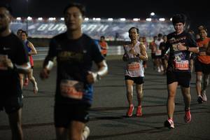 BIB: 21571, 21760, 7576
                            <button type="button" onclick="openModal(15275454)" class="btn btn-primary btn-sm float-right btn-popup" data-toggle="modal" data-target=".modal-high-quality">
                        <i class="fas fa-shopping-cart"></i> Add to Cart
                    </button>
                                            <button type="button" onclick="isThisMe(15275454, true)" class="btn btn-success btn-sm float-right btn-popup btn-isme hidden" data-toggle="tooltip" data-placement="bottom" title="นี่คือรูปของคุณใช่ไหม คลิกที่นี่เพื่อเอาเข้าอัลบั้ม">
                        <i class="fas fa-plus"></i> Add to album
                    </button>
                    <button type="button" onclick="isThisMe(15275454, false)" class="btn btn-warning btn-sm float-right btn-popup btn-isnotme hidden">
                        <i class="fas fa-ban"></i> Remove from album
                    </button>