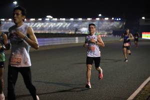 BIB: 20151, 5360
                            <button type="button" onclick="openModal(15272355)" class="btn btn-primary btn-sm float-right btn-popup" data-toggle="modal" data-target=".modal-high-quality">
                        <i class="fas fa-shopping-cart"></i> Add to Cart
                    </button>
                                            <button type="button" onclick="isThisMe(15272355, true)" class="btn btn-success btn-sm float-right btn-popup btn-isme hidden" data-toggle="tooltip" data-placement="bottom" title="นี่คือรูปของคุณใช่ไหม คลิกที่นี่เพื่อเอาเข้าอัลบั้ม">
                        <i class="fas fa-plus"></i> Add to album
                    </button>
                    <button type="button" onclick="isThisMe(15272355, false)" class="btn btn-warning btn-sm float-right btn-popup btn-isnotme hidden">
                        <i class="fas fa-ban"></i> Remove from album
                    </button>