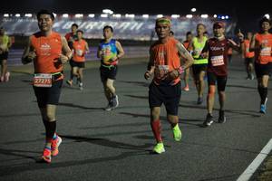 BIB: 21233, 0334, 250, 27275
                            <button type="button" onclick="openModal(15276148)" class="btn btn-primary btn-sm float-right btn-popup" data-toggle="modal" data-target=".modal-high-quality">
                        <i class="fas fa-shopping-cart"></i> Add to Cart
                    </button>
                                            <button type="button" onclick="isThisMe(15276148, true)" class="btn btn-success btn-sm float-right btn-popup btn-isme hidden" data-toggle="tooltip" data-placement="bottom" title="นี่คือรูปของคุณใช่ไหม คลิกที่นี่เพื่อเอาเข้าอัลบั้ม">
                        <i class="fas fa-plus"></i> Add to album
                    </button>
                    <button type="button" onclick="isThisMe(15276148, false)" class="btn btn-warning btn-sm float-right btn-popup btn-isnotme hidden">
                        <i class="fas fa-ban"></i> Remove from album
                    </button>