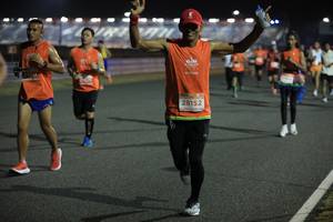 BIB: 27671, 28152
                            <button type="button" onclick="openModal(15276204)" class="btn btn-primary btn-sm float-right btn-popup" data-toggle="modal" data-target=".modal-high-quality">
                        <i class="fas fa-shopping-cart"></i> Add to Cart
                    </button>
                                            <button type="button" onclick="isThisMe(15276204, true)" class="btn btn-success btn-sm float-right btn-popup btn-isme hidden" data-toggle="tooltip" data-placement="bottom" title="นี่คือรูปของคุณใช่ไหม คลิกที่นี่เพื่อเอาเข้าอัลบั้ม">
                        <i class="fas fa-plus"></i> Add to album
                    </button>
                    <button type="button" onclick="isThisMe(15276204, false)" class="btn btn-warning btn-sm float-right btn-popup btn-isnotme hidden">
                        <i class="fas fa-ban"></i> Remove from album
                    </button>