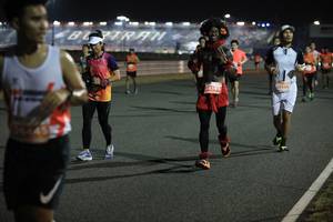 BIB: 26549, 28586
                            <button type="button" onclick="openModal(15275627)" class="btn btn-primary btn-sm float-right btn-popup" data-toggle="modal" data-target=".modal-high-quality">
                        <i class="fas fa-shopping-cart"></i> Add to Cart
                    </button>
                                            <button type="button" onclick="isThisMe(15275627, true)" class="btn btn-success btn-sm float-right btn-popup btn-isme hidden" data-toggle="tooltip" data-placement="bottom" title="นี่คือรูปของคุณใช่ไหม คลิกที่นี่เพื่อเอาเข้าอัลบั้ม">
                        <i class="fas fa-plus"></i> Add to album
                    </button>
                    <button type="button" onclick="isThisMe(15275627, false)" class="btn btn-warning btn-sm float-right btn-popup btn-isnotme hidden">
                        <i class="fas fa-ban"></i> Remove from album
                    </button>