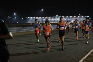 BIB: 977
                            <button type="button" onclick="openModal(15273949)" class="btn btn-primary btn-sm float-right btn-popup" data-toggle="modal" data-target=".modal-high-quality">
                        <i class="fas fa-shopping-cart"></i> Add to Cart
                    </button>
                                            <button type="button" onclick="isThisMe(15273949, true)" class="btn btn-success btn-sm float-right btn-popup btn-isme hidden" data-toggle="tooltip" data-placement="bottom" title="นี่คือรูปของคุณใช่ไหม คลิกที่นี่เพื่อเอาเข้าอัลบั้ม">
                        <i class="fas fa-plus"></i> Add to album
                    </button>
                    <button type="button" onclick="isThisMe(15273949, false)" class="btn btn-warning btn-sm float-right btn-popup btn-isnotme hidden">
                        <i class="fas fa-ban"></i> Remove from album
                    </button>