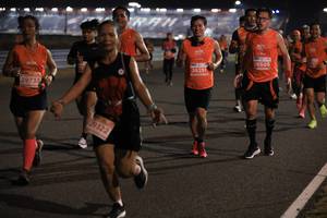 BIB: 26505, 26251, 29733, 29322
                            <button type="button" onclick="openModal(15275765)" class="btn btn-primary btn-sm float-right btn-popup" data-toggle="modal" data-target=".modal-high-quality">
                        <i class="fas fa-shopping-cart"></i> Add to Cart
                    </button>
                                            <button type="button" onclick="isThisMe(15275765, true)" class="btn btn-success btn-sm float-right btn-popup btn-isme hidden" data-toggle="tooltip" data-placement="bottom" title="นี่คือรูปของคุณใช่ไหม คลิกที่นี่เพื่อเอาเข้าอัลบั้ม">
                        <i class="fas fa-plus"></i> Add to album
                    </button>
                    <button type="button" onclick="isThisMe(15275765, false)" class="btn btn-warning btn-sm float-right btn-popup btn-isnotme hidden">
                        <i class="fas fa-ban"></i> Remove from album
                    </button>