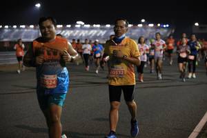 BIB: 20532, 0524
                            <button type="button" onclick="openModal(15277378)" class="btn btn-primary btn-sm float-right btn-popup" data-toggle="modal" data-target=".modal-high-quality">
                        <i class="fas fa-shopping-cart"></i> Add to Cart
                    </button>
                                            <button type="button" onclick="isThisMe(15277378, true)" class="btn btn-success btn-sm float-right btn-popup btn-isme hidden" data-toggle="tooltip" data-placement="bottom" title="นี่คือรูปของคุณใช่ไหม คลิกที่นี่เพื่อเอาเข้าอัลบั้ม">
                        <i class="fas fa-plus"></i> Add to album
                    </button>
                    <button type="button" onclick="isThisMe(15277378, false)" class="btn btn-warning btn-sm float-right btn-popup btn-isnotme hidden">
                        <i class="fas fa-ban"></i> Remove from album
                    </button>