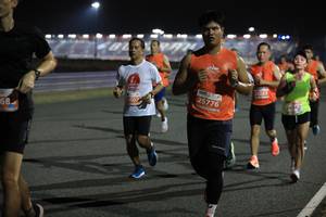 BIB: 25776, 102, 4142
                            <button type="button" onclick="openModal(15275199)" class="btn btn-primary btn-sm float-right btn-popup" data-toggle="modal" data-target=".modal-high-quality">
                        <i class="fas fa-shopping-cart"></i> Add to Cart
                    </button>
                                            <button type="button" onclick="isThisMe(15275199, true)" class="btn btn-success btn-sm float-right btn-popup btn-isme hidden" data-toggle="tooltip" data-placement="bottom" title="นี่คือรูปของคุณใช่ไหม คลิกที่นี่เพื่อเอาเข้าอัลบั้ม">
                        <i class="fas fa-plus"></i> Add to album
                    </button>
                    <button type="button" onclick="isThisMe(15275199, false)" class="btn btn-warning btn-sm float-right btn-popup btn-isnotme hidden">
                        <i class="fas fa-ban"></i> Remove from album
                    </button>