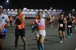 BIB: 1252, 047, 22539
                            <button type="button" onclick="openModal(15276558)" class="btn btn-primary btn-sm float-right btn-popup" data-toggle="modal" data-target=".modal-high-quality">
                        <i class="fas fa-shopping-cart"></i> Add to Cart
                    </button>
                                            <button type="button" onclick="isThisMe(15276558, true)" class="btn btn-success btn-sm float-right btn-popup btn-isme hidden" data-toggle="tooltip" data-placement="bottom" title="นี่คือรูปของคุณใช่ไหม คลิกที่นี่เพื่อเอาเข้าอัลบั้ม">
                        <i class="fas fa-plus"></i> Add to album
                    </button>
                    <button type="button" onclick="isThisMe(15276558, false)" class="btn btn-warning btn-sm float-right btn-popup btn-isnotme hidden">
                        <i class="fas fa-ban"></i> Remove from album
                    </button>