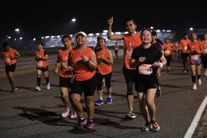 BIB: 250, 23986
                            <button type="button" onclick="openModal(15293346)" class="btn btn-primary btn-sm float-right btn-popup" data-toggle="modal" data-target=".modal-high-quality">
                        <i class="fas fa-shopping-cart"></i> Add to Cart
                    </button>
                                            <button type="button" onclick="isThisMe(15293346, true)" class="btn btn-success btn-sm float-right btn-popup btn-isme hidden" data-toggle="tooltip" data-placement="bottom" title="นี่คือรูปของคุณใช่ไหม คลิกที่นี่เพื่อเอาเข้าอัลบั้ม">
                        <i class="fas fa-plus"></i> Add to album
                    </button>
                    <button type="button" onclick="isThisMe(15293346, false)" class="btn btn-warning btn-sm float-right btn-popup btn-isnotme hidden">
                        <i class="fas fa-ban"></i> Remove from album
                    </button>