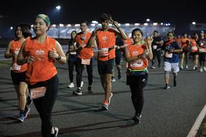 BIB: 27164, 633, 28912, 
                            <button type="button" onclick="openModal(15293922)" class="btn btn-primary btn-sm float-right btn-popup" data-toggle="modal" data-target=".modal-high-quality">
                        <i class="fas fa-shopping-cart"></i> Add to Cart
                    </button>
                                            <button type="button" onclick="isThisMe(15293922, true)" class="btn btn-success btn-sm float-right btn-popup btn-isme hidden" data-toggle="tooltip" data-placement="bottom" title="นี่คือรูปของคุณใช่ไหม คลิกที่นี่เพื่อเอาเข้าอัลบั้ม">
                        <i class="fas fa-plus"></i> Add to album
                    </button>
                    <button type="button" onclick="isThisMe(15293922, false)" class="btn btn-warning btn-sm float-right btn-popup btn-isnotme hidden">
                        <i class="fas fa-ban"></i> Remove from album
                    </button>