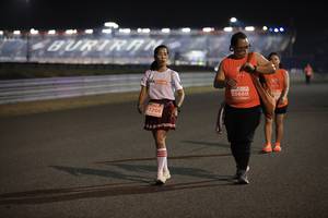 BIB: 20660, 77206
                            <button type="button" onclick="openModal(15295698)" class="btn btn-primary btn-sm float-right btn-popup" data-toggle="modal" data-target=".modal-high-quality">
                        <i class="fas fa-shopping-cart"></i> Add to Cart
                    </button>
                                            <button type="button" onclick="isThisMe(15295698, true)" class="btn btn-success btn-sm float-right btn-popup btn-isme hidden" data-toggle="tooltip" data-placement="bottom" title="นี่คือรูปของคุณใช่ไหม คลิกที่นี่เพื่อเอาเข้าอัลบั้ม">
                        <i class="fas fa-plus"></i> Add to album
                    </button>
                    <button type="button" onclick="isThisMe(15295698, false)" class="btn btn-warning btn-sm float-right btn-popup btn-isnotme hidden">
                        <i class="fas fa-ban"></i> Remove from album
                    </button>