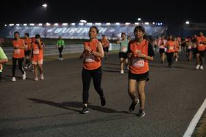 BIB: 28051
                            <button type="button" onclick="openModal(15294306)" class="btn btn-primary btn-sm float-right btn-popup" data-toggle="modal" data-target=".modal-high-quality">
                        <i class="fas fa-shopping-cart"></i> Add to Cart
                    </button>
                                            <button type="button" onclick="isThisMe(15294306, true)" class="btn btn-success btn-sm float-right btn-popup btn-isme hidden" data-toggle="tooltip" data-placement="bottom" title="นี่คือรูปของคุณใช่ไหม คลิกที่นี่เพื่อเอาเข้าอัลบั้ม">
                        <i class="fas fa-plus"></i> Add to album
                    </button>
                    <button type="button" onclick="isThisMe(15294306, false)" class="btn btn-warning btn-sm float-right btn-popup btn-isnotme hidden">
                        <i class="fas fa-ban"></i> Remove from album
                    </button>