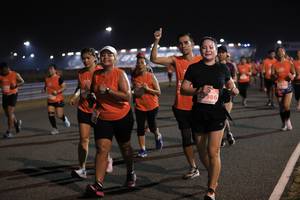 BIB: 23986
                            <button type="button" onclick="openModal(15293351)" class="btn btn-primary btn-sm float-right btn-popup" data-toggle="modal" data-target=".modal-high-quality">
                        <i class="fas fa-shopping-cart"></i> Add to Cart
                    </button>
                                            <button type="button" onclick="isThisMe(15293351, true)" class="btn btn-success btn-sm float-right btn-popup btn-isme hidden" data-toggle="tooltip" data-placement="bottom" title="นี่คือรูปของคุณใช่ไหม คลิกที่นี่เพื่อเอาเข้าอัลบั้ม">
                        <i class="fas fa-plus"></i> Add to album
                    </button>
                    <button type="button" onclick="isThisMe(15293351, false)" class="btn btn-warning btn-sm float-right btn-popup btn-isnotme hidden">
                        <i class="fas fa-ban"></i> Remove from album
                    </button>