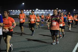 BIB: 18201, 26195, 28962
                            <button type="button" onclick="openModal(15294168)" class="btn btn-primary btn-sm float-right btn-popup" data-toggle="modal" data-target=".modal-high-quality">
                        <i class="fas fa-shopping-cart"></i> Add to Cart
                    </button>
                                            <button type="button" onclick="isThisMe(15294168, true)" class="btn btn-success btn-sm float-right btn-popup btn-isme hidden" data-toggle="tooltip" data-placement="bottom" title="นี่คือรูปของคุณใช่ไหม คลิกที่นี่เพื่อเอาเข้าอัลบั้ม">
                        <i class="fas fa-plus"></i> Add to album
                    </button>
                    <button type="button" onclick="isThisMe(15294168, false)" class="btn btn-warning btn-sm float-right btn-popup btn-isnotme hidden">
                        <i class="fas fa-ban"></i> Remove from album
                    </button>