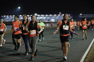 BIB: 293, 189, 970
                            <button type="button" onclick="openModal(15294300)" class="btn btn-primary btn-sm float-right btn-popup" data-toggle="modal" data-target=".modal-high-quality">
                        <i class="fas fa-shopping-cart"></i> Add to Cart
                    </button>
                                            <button type="button" onclick="isThisMe(15294300, true)" class="btn btn-success btn-sm float-right btn-popup btn-isme hidden" data-toggle="tooltip" data-placement="bottom" title="นี่คือรูปของคุณใช่ไหม คลิกที่นี่เพื่อเอาเข้าอัลบั้ม">
                        <i class="fas fa-plus"></i> Add to album
                    </button>
                    <button type="button" onclick="isThisMe(15294300, false)" class="btn btn-warning btn-sm float-right btn-popup btn-isnotme hidden">
                        <i class="fas fa-ban"></i> Remove from album
                    </button>