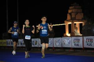 BIB: 42047, 43132
                            <button type="button" onclick="openModal(15104107)" class="btn btn-primary btn-sm float-right btn-popup" data-toggle="modal" data-target=".modal-high-quality">
                        <i class="fas fa-shopping-cart"></i> Add to Cart
                    </button>
                                            <button type="button" onclick="isThisMe(15104107, true)" class="btn btn-success btn-sm float-right btn-popup btn-isme hidden" data-toggle="tooltip" data-placement="bottom" title="นี่คือรูปของคุณใช่ไหม คลิกที่นี่เพื่อเอาเข้าอัลบั้ม">
                        <i class="fas fa-plus"></i> Add to album
                    </button>
                    <button type="button" onclick="isThisMe(15104107, false)" class="btn btn-warning btn-sm float-right btn-popup btn-isnotme hidden">
                        <i class="fas fa-ban"></i> Remove from album
                    </button>