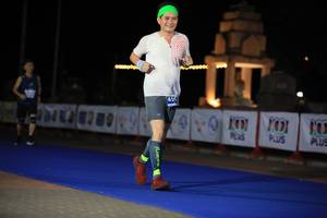 BIB: 450
                            <button type="button" onclick="openModal(15116379)" class="btn btn-primary btn-sm float-right btn-popup" data-toggle="modal" data-target=".modal-high-quality">
                        <i class="fas fa-shopping-cart"></i> Add to Cart
                    </button>
                                            <button type="button" onclick="isThisMe(15116379, true)" class="btn btn-success btn-sm float-right btn-popup btn-isme hidden" data-toggle="tooltip" data-placement="bottom" title="นี่คือรูปของคุณใช่ไหม คลิกที่นี่เพื่อเอาเข้าอัลบั้ม">
                        <i class="fas fa-plus"></i> Add to album
                    </button>
                    <button type="button" onclick="isThisMe(15116379, false)" class="btn btn-warning btn-sm float-right btn-popup btn-isnotme hidden">
                        <i class="fas fa-ban"></i> Remove from album
                    </button>