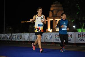 BIB: 47061, 41006
                            <button type="button" onclick="openModal(15105758)" class="btn btn-primary btn-sm float-right btn-popup" data-toggle="modal" data-target=".modal-high-quality">
                        <i class="fas fa-shopping-cart"></i> Add to Cart
                    </button>
                                            <button type="button" onclick="isThisMe(15105758, true)" class="btn btn-success btn-sm float-right btn-popup btn-isme hidden" data-toggle="tooltip" data-placement="bottom" title="นี่คือรูปของคุณใช่ไหม คลิกที่นี่เพื่อเอาเข้าอัลบั้ม">
                        <i class="fas fa-plus"></i> Add to album
                    </button>
                    <button type="button" onclick="isThisMe(15105758, false)" class="btn btn-warning btn-sm float-right btn-popup btn-isnotme hidden">
                        <i class="fas fa-ban"></i> Remove from album
                    </button>