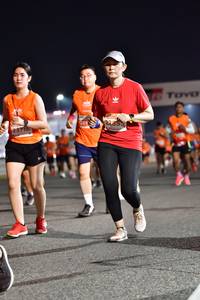 BIB: 2285, 257
                            <button type="button" onclick="openModal(14491031)" class="btn btn-primary btn-sm float-right btn-popup" data-toggle="modal" data-target=".modal-high-quality">
                        <i class="fas fa-shopping-cart"></i> Add to Cart
                    </button>
                                            <button type="button" onclick="isThisMe(14491031, true)" class="btn btn-success btn-sm float-right btn-popup btn-isme hidden" data-toggle="tooltip" data-placement="bottom" title="นี่คือรูปของคุณใช่ไหม คลิกที่นี่เพื่อเอาเข้าอัลบั้ม">
                        <i class="fas fa-plus"></i> Add to album
                    </button>
                    <button type="button" onclick="isThisMe(14491031, false)" class="btn btn-warning btn-sm float-right btn-popup btn-isnotme hidden">
                        <i class="fas fa-ban"></i> Remove from album
                    </button>