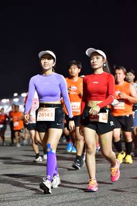 BIB: 747, 28143
                            <button type="button" onclick="openModal(14490134)" class="btn btn-primary btn-sm float-right btn-popup" data-toggle="modal" data-target=".modal-high-quality">
                        <i class="fas fa-shopping-cart"></i> Add to Cart
                    </button>
                                            <button type="button" onclick="isThisMe(14490134, true)" class="btn btn-success btn-sm float-right btn-popup btn-isme hidden" data-toggle="tooltip" data-placement="bottom" title="นี่คือรูปของคุณใช่ไหม คลิกที่นี่เพื่อเอาเข้าอัลบั้ม">
                        <i class="fas fa-plus"></i> Add to album
                    </button>
                    <button type="button" onclick="isThisMe(14490134, false)" class="btn btn-warning btn-sm float-right btn-popup btn-isnotme hidden">
                        <i class="fas fa-ban"></i> Remove from album
                    </button>