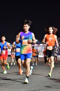 BIB: 2152, 72204
                            <button type="button" onclick="openModal(14437032)" class="btn btn-primary btn-sm float-right btn-popup" data-toggle="modal" data-target=".modal-high-quality">
                        <i class="fas fa-shopping-cart"></i> Add to Cart
                    </button>
                                            <button type="button" onclick="isThisMe(14437032, true)" class="btn btn-success btn-sm float-right btn-popup btn-isme hidden" data-toggle="tooltip" data-placement="bottom" title="นี่คือรูปของคุณใช่ไหม คลิกที่นี่เพื่อเอาเข้าอัลบั้ม">
                        <i class="fas fa-plus"></i> Add to album
                    </button>
                    <button type="button" onclick="isThisMe(14437032, false)" class="btn btn-warning btn-sm float-right btn-popup btn-isnotme hidden">
                        <i class="fas fa-ban"></i> Remove from album
                    </button>