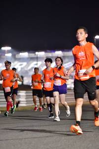 BIB: 276, 29295, 26290
                            <button type="button" onclick="openModal(14450488)" class="btn btn-primary btn-sm float-right btn-popup" data-toggle="modal" data-target=".modal-high-quality">
                        <i class="fas fa-shopping-cart"></i> Add to Cart
                    </button>
                                            <button type="button" onclick="isThisMe(14450488, true)" class="btn btn-success btn-sm float-right btn-popup btn-isme hidden" data-toggle="tooltip" data-placement="bottom" title="นี่คือรูปของคุณใช่ไหม คลิกที่นี่เพื่อเอาเข้าอัลบั้ม">
                        <i class="fas fa-plus"></i> Add to album
                    </button>
                    <button type="button" onclick="isThisMe(14450488, false)" class="btn btn-warning btn-sm float-right btn-popup btn-isnotme hidden">
                        <i class="fas fa-ban"></i> Remove from album
                    </button>