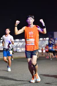 BIB: 201, 25370
                            <button type="button" onclick="openModal(14452762)" class="btn btn-primary btn-sm float-right btn-popup" data-toggle="modal" data-target=".modal-high-quality">
                        <i class="fas fa-shopping-cart"></i> Add to Cart
                    </button>
                                            <button type="button" onclick="isThisMe(14452762, true)" class="btn btn-success btn-sm float-right btn-popup btn-isme hidden" data-toggle="tooltip" data-placement="bottom" title="นี่คือรูปของคุณใช่ไหม คลิกที่นี่เพื่อเอาเข้าอัลบั้ม">
                        <i class="fas fa-plus"></i> Add to album
                    </button>
                    <button type="button" onclick="isThisMe(14452762, false)" class="btn btn-warning btn-sm float-right btn-popup btn-isnotme hidden">
                        <i class="fas fa-ban"></i> Remove from album
                    </button>