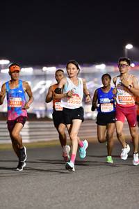 BIB: 20299, 25831, 22950, 260, 28626
                            <button type="button" onclick="openModal(14430366)" class="btn btn-primary btn-sm float-right btn-popup" data-toggle="modal" data-target=".modal-high-quality">
                        <i class="fas fa-shopping-cart"></i> Add to Cart
                    </button>
                                            <button type="button" onclick="isThisMe(14430366, true)" class="btn btn-success btn-sm float-right btn-popup btn-isme hidden" data-toggle="tooltip" data-placement="bottom" title="นี่คือรูปของคุณใช่ไหม คลิกที่นี่เพื่อเอาเข้าอัลบั้ม">
                        <i class="fas fa-plus"></i> Add to album
                    </button>
                    <button type="button" onclick="isThisMe(14430366, false)" class="btn btn-warning btn-sm float-right btn-popup btn-isnotme hidden">
                        <i class="fas fa-ban"></i> Remove from album
                    </button>