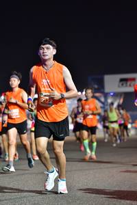 BIB: 2122
                            <button type="button" onclick="openModal(14450742)" class="btn btn-primary btn-sm float-right btn-popup" data-toggle="modal" data-target=".modal-high-quality">
                        <i class="fas fa-shopping-cart"></i> Add to Cart
                    </button>
                                            <button type="button" onclick="isThisMe(14450742, true)" class="btn btn-success btn-sm float-right btn-popup btn-isme hidden" data-toggle="tooltip" data-placement="bottom" title="นี่คือรูปของคุณใช่ไหม คลิกที่นี่เพื่อเอาเข้าอัลบั้ม">
                        <i class="fas fa-plus"></i> Add to album
                    </button>
                    <button type="button" onclick="isThisMe(14450742, false)" class="btn btn-warning btn-sm float-right btn-popup btn-isnotme hidden">
                        <i class="fas fa-ban"></i> Remove from album
                    </button>