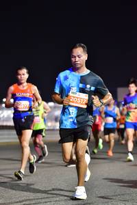 BIB: 20517, 077
                            <button type="button" onclick="openModal(14437120)" class="btn btn-primary btn-sm float-right btn-popup" data-toggle="modal" data-target=".modal-high-quality">
                        <i class="fas fa-shopping-cart"></i> Add to Cart
                    </button>
                                            <button type="button" onclick="isThisMe(14437120, true)" class="btn btn-success btn-sm float-right btn-popup btn-isme hidden" data-toggle="tooltip" data-placement="bottom" title="นี่คือรูปของคุณใช่ไหม คลิกที่นี่เพื่อเอาเข้าอัลบั้ม">
                        <i class="fas fa-plus"></i> Add to album
                    </button>
                    <button type="button" onclick="isThisMe(14437120, false)" class="btn btn-warning btn-sm float-right btn-popup btn-isnotme hidden">
                        <i class="fas fa-ban"></i> Remove from album
                    </button>