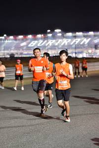 BIB: 26855, 21153
                            <button type="button" onclick="openModal(14665818)" class="btn btn-primary btn-sm float-right btn-popup" data-toggle="modal" data-target=".modal-high-quality">
                        <i class="fas fa-shopping-cart"></i> Add to Cart
                    </button>
                                            <button type="button" onclick="isThisMe(14665818, true)" class="btn btn-success btn-sm float-right btn-popup btn-isme hidden" data-toggle="tooltip" data-placement="bottom" title="นี่คือรูปของคุณใช่ไหม คลิกที่นี่เพื่อเอาเข้าอัลบั้ม">
                        <i class="fas fa-plus"></i> Add to album
                    </button>
                    <button type="button" onclick="isThisMe(14665818, false)" class="btn btn-warning btn-sm float-right btn-popup btn-isnotme hidden">
                        <i class="fas fa-ban"></i> Remove from album
                    </button>