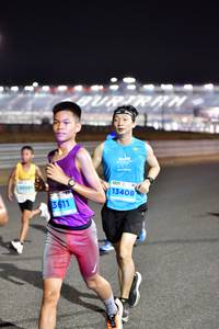 BIB: 0181, 13408, 3611
                            <button type="button" onclick="openModal(14727284)" class="btn btn-primary btn-sm float-right btn-popup" data-toggle="modal" data-target=".modal-high-quality">
                        <i class="fas fa-shopping-cart"></i> Add to Cart
                    </button>
                                            <button type="button" onclick="isThisMe(14727284, true)" class="btn btn-success btn-sm float-right btn-popup btn-isme hidden" data-toggle="tooltip" data-placement="bottom" title="นี่คือรูปของคุณใช่ไหม คลิกที่นี่เพื่อเอาเข้าอัลบั้ม">
                        <i class="fas fa-plus"></i> Add to album
                    </button>
                    <button type="button" onclick="isThisMe(14727284, false)" class="btn btn-warning btn-sm float-right btn-popup btn-isnotme hidden">
                        <i class="fas fa-ban"></i> Remove from album
                    </button>