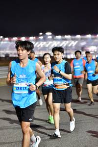 BIB: 13240, 13613
                            <button type="button" onclick="openModal(14746986)" class="btn btn-primary btn-sm float-right btn-popup" data-toggle="modal" data-target=".modal-high-quality">
                        <i class="fas fa-shopping-cart"></i> Add to Cart
                    </button>
                                            <button type="button" onclick="isThisMe(14746986, true)" class="btn btn-success btn-sm float-right btn-popup btn-isme hidden" data-toggle="tooltip" data-placement="bottom" title="นี่คือรูปของคุณใช่ไหม คลิกที่นี่เพื่อเอาเข้าอัลบั้ม">
                        <i class="fas fa-plus"></i> Add to album
                    </button>
                    <button type="button" onclick="isThisMe(14746986, false)" class="btn btn-warning btn-sm float-right btn-popup btn-isnotme hidden">
                        <i class="fas fa-ban"></i> Remove from album
                    </button>