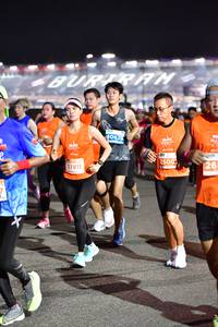 BIB: 250, 27811, 265
                            <button type="button" onclick="openModal(14683113)" class="btn btn-primary btn-sm float-right btn-popup" data-toggle="modal" data-target=".modal-high-quality">
                        <i class="fas fa-shopping-cart"></i> Add to Cart
                    </button>
                                            <button type="button" onclick="isThisMe(14683113, true)" class="btn btn-success btn-sm float-right btn-popup btn-isme hidden" data-toggle="tooltip" data-placement="bottom" title="นี่คือรูปของคุณใช่ไหม คลิกที่นี่เพื่อเอาเข้าอัลบั้ม">
                        <i class="fas fa-plus"></i> Add to album
                    </button>
                    <button type="button" onclick="isThisMe(14683113, false)" class="btn btn-warning btn-sm float-right btn-popup btn-isnotme hidden">
                        <i class="fas fa-ban"></i> Remove from album
                    </button>