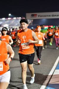 BIB: 26337
                            <button type="button" onclick="openModal(14675627)" class="btn btn-primary btn-sm float-right btn-popup" data-toggle="modal" data-target=".modal-high-quality">
                        <i class="fas fa-shopping-cart"></i> Add to Cart
                    </button>
                                            <button type="button" onclick="isThisMe(14675627, true)" class="btn btn-success btn-sm float-right btn-popup btn-isme hidden" data-toggle="tooltip" data-placement="bottom" title="นี่คือรูปของคุณใช่ไหม คลิกที่นี่เพื่อเอาเข้าอัลบั้ม">
                        <i class="fas fa-plus"></i> Add to album
                    </button>
                    <button type="button" onclick="isThisMe(14675627, false)" class="btn btn-warning btn-sm float-right btn-popup btn-isnotme hidden">
                        <i class="fas fa-ban"></i> Remove from album
                    </button>