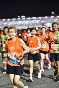 BIB: 24219, 92203, 2330
                            <button type="button" onclick="openModal(14670975)" class="btn btn-primary btn-sm float-right btn-popup" data-toggle="modal" data-target=".modal-high-quality">
                        <i class="fas fa-shopping-cart"></i> Add to Cart
                    </button>
                                            <button type="button" onclick="isThisMe(14670975, true)" class="btn btn-success btn-sm float-right btn-popup btn-isme hidden" data-toggle="tooltip" data-placement="bottom" title="นี่คือรูปของคุณใช่ไหม คลิกที่นี่เพื่อเอาเข้าอัลบั้ม">
                        <i class="fas fa-plus"></i> Add to album
                    </button>
                    <button type="button" onclick="isThisMe(14670975, false)" class="btn btn-warning btn-sm float-right btn-popup btn-isnotme hidden">
                        <i class="fas fa-ban"></i> Remove from album
                    </button>