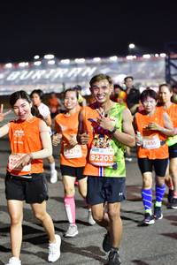 BIB: 2859, 4219, 92203
                            <button type="button" onclick="openModal(14671036)" class="btn btn-primary btn-sm float-right btn-popup" data-toggle="modal" data-target=".modal-high-quality">
                        <i class="fas fa-shopping-cart"></i> Add to Cart
                    </button>
                                            <button type="button" onclick="isThisMe(14671036, true)" class="btn btn-success btn-sm float-right btn-popup btn-isme hidden" data-toggle="tooltip" data-placement="bottom" title="นี่คือรูปของคุณใช่ไหม คลิกที่นี่เพื่อเอาเข้าอัลบั้ม">
                        <i class="fas fa-plus"></i> Add to album
                    </button>
                    <button type="button" onclick="isThisMe(14671036, false)" class="btn btn-warning btn-sm float-right btn-popup btn-isnotme hidden">
                        <i class="fas fa-ban"></i> Remove from album
                    </button>