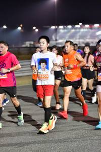 BIB: 26500
                            <button type="button" onclick="openModal(14681644)" class="btn btn-primary btn-sm float-right btn-popup" data-toggle="modal" data-target=".modal-high-quality">
                        <i class="fas fa-shopping-cart"></i> Add to Cart
                    </button>
                                            <button type="button" onclick="isThisMe(14681644, true)" class="btn btn-success btn-sm float-right btn-popup btn-isme hidden" data-toggle="tooltip" data-placement="bottom" title="นี่คือรูปของคุณใช่ไหม คลิกที่นี่เพื่อเอาเข้าอัลบั้ม">
                        <i class="fas fa-plus"></i> Add to album
                    </button>
                    <button type="button" onclick="isThisMe(14681644, false)" class="btn btn-warning btn-sm float-right btn-popup btn-isnotme hidden">
                        <i class="fas fa-ban"></i> Remove from album
                    </button>