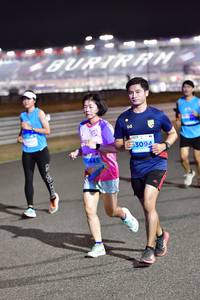 BIB: 401, 3094, 10445
                            <button type="button" onclick="openModal(14739667)" class="btn btn-primary btn-sm float-right btn-popup" data-toggle="modal" data-target=".modal-high-quality">
                        <i class="fas fa-shopping-cart"></i> Add to Cart
                    </button>
                                            <button type="button" onclick="isThisMe(14739667, true)" class="btn btn-success btn-sm float-right btn-popup btn-isme hidden" data-toggle="tooltip" data-placement="bottom" title="นี่คือรูปของคุณใช่ไหม คลิกที่นี่เพื่อเอาเข้าอัลบั้ม">
                        <i class="fas fa-plus"></i> Add to album
                    </button>
                    <button type="button" onclick="isThisMe(14739667, false)" class="btn btn-warning btn-sm float-right btn-popup btn-isnotme hidden">
                        <i class="fas fa-ban"></i> Remove from album
                    </button>